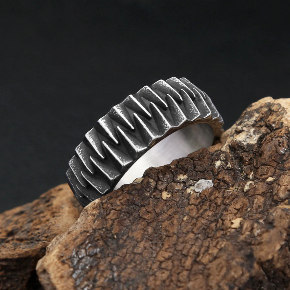 Men’s Gear Ring – Stainless Steel Industrial Design