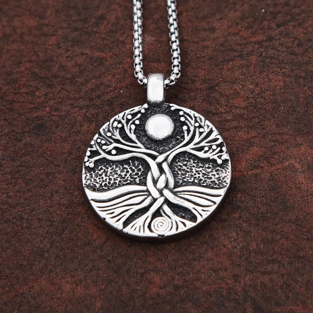 Viking Yggdrasil Necklace – Nordic Tree of Life Pendant